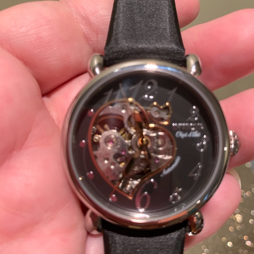 Watch - Picture 2 of 7